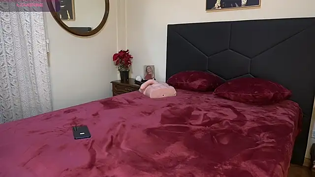 adellle online show from 12.22.25