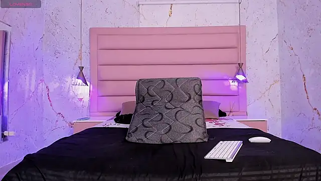 Scarleett 22 online show from 01.26.25