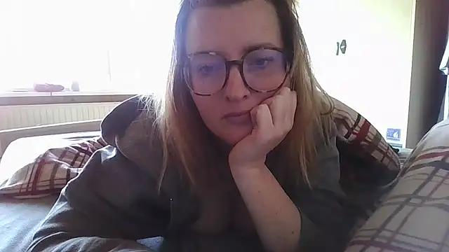 LiquidLeonie online show from 03.19.26