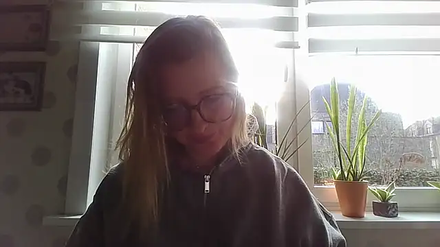 LiquidLeonie online show from 03.20.26