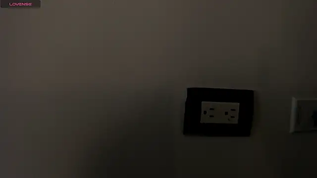 NaomiSainz online show from 04.10.26