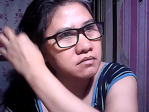 sweetsosie18 online show from 11.22.25