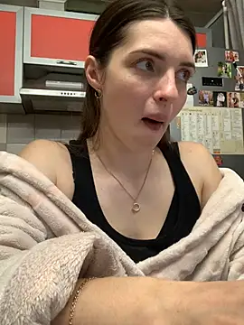 Snapshot of SeducingYoghourt chatting on 02.20.25 SeducingYoghourt online show from 02.20.25