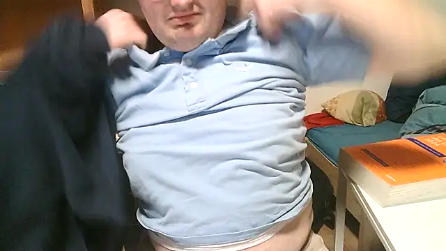 Snapshot of makau1 chatting on 03.05.25 makau1 online show from 03.05.25