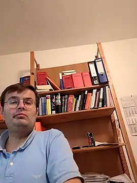 Snapshot of makau1 chatting on 09.19.25 makau1 online show from 09.19.25