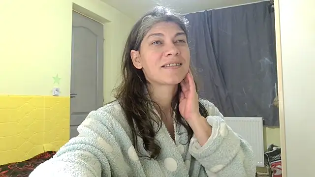 Snapshot of MercyLove chatting on 02.15.26 MercyLove online show from 02.15.26