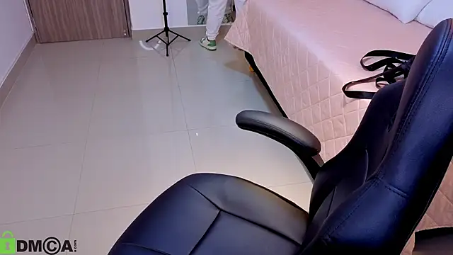 ROSE  15 online show from 11.14.25