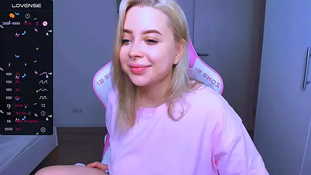 MonaLauu online show from 12.13.24