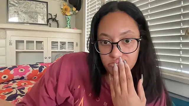 Snapshot of dreamyriri chatting on 03.03.26 dreamyriri online show from 03.03.26