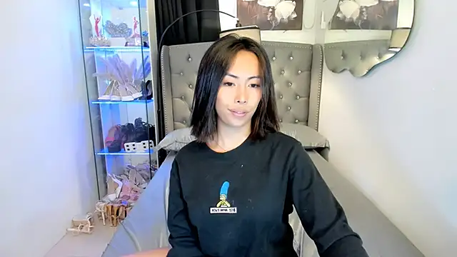 reighnempress online show from 03.05.26