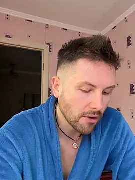 Snapshot of MartinBrandon chatting on 04.30.26 MartinBrandon online show from 04.30.26