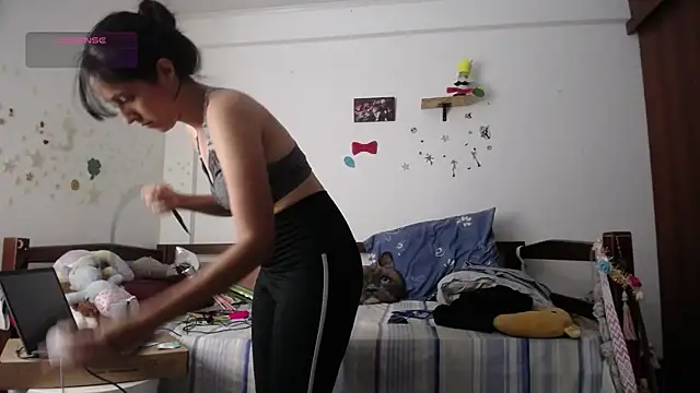 Snapshot of Moon_lunita chatting on 09.16.25 Moon lunita online show from 09.16.25