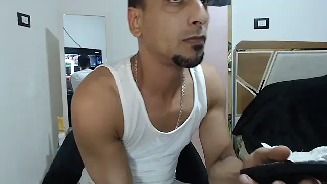 Snapshot of highguy chatting on 07.19.26 highguy online show from 07.19.26