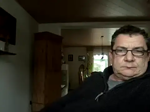 Nobbie444 online show from 03.11.26