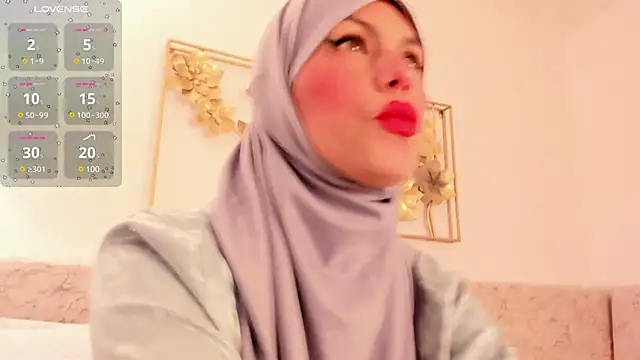 Snapshot of hanajameela chatting on 12.18.24 hanajameela online show from 12.18.24