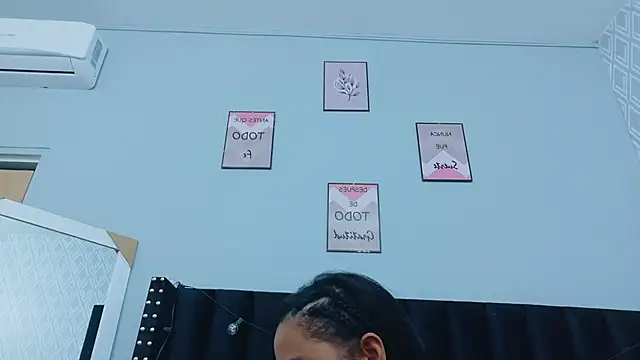 colombiamommy online show from 10.30.25