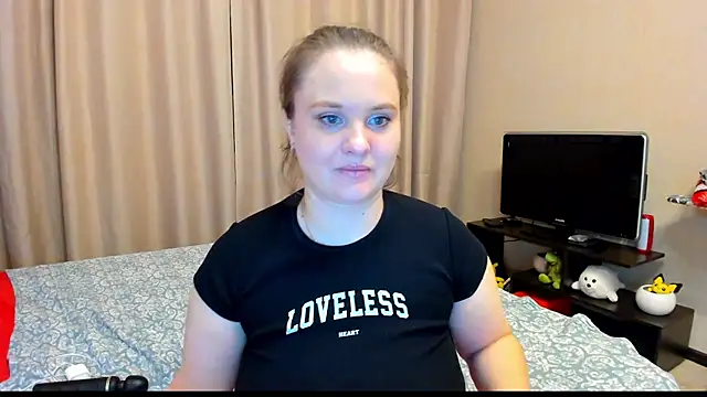 Snapshot of AlanaBrox chatting on 12.03.24 AlanaBrox online show from 12.03.24