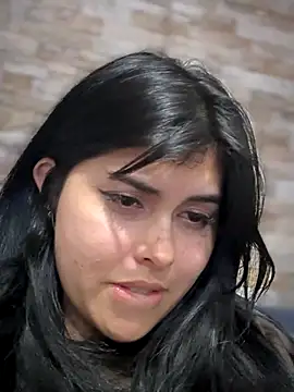 Alyaa s online show from 10.25.25