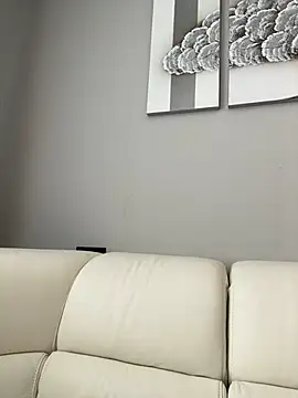 DoriDeluxe66 online show from 03.12.25