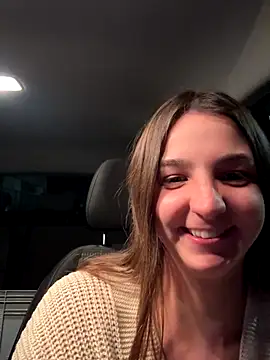 DoriDeluxe66 online show from 10.28.25