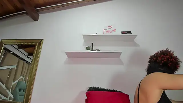 Snapshot of naia_blessed chatting on 03.12.25 naia blessed online show from 03.12.25