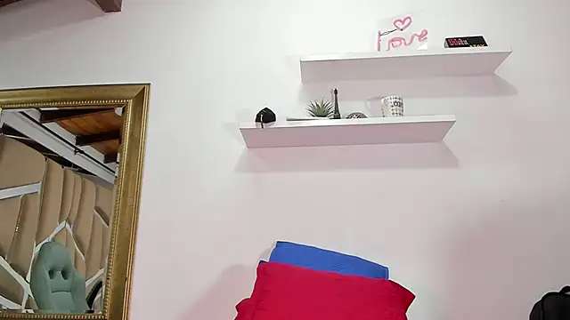 Snapshot of naia_blessed chatting on 03.19.25 naia blessed online show from 03.19.25