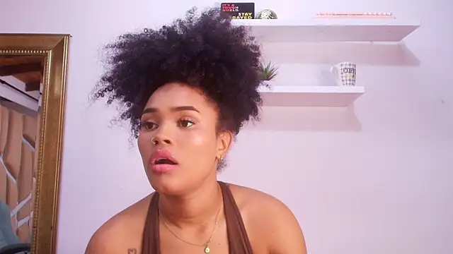 Snapshot of naia_blessed chatting on 09.17.25 naia blessed online show from 09.17.25