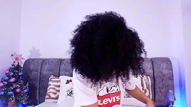 Snapshot of naia_blessed chatting on 01.08.26 naia blessed online show from 01.08.26