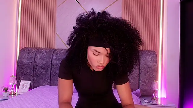 Snapshot of naia_blessed chatting on 04.24.26 naia blessed online show from 04.24.26