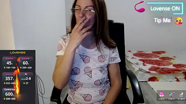 Snapshot of Masha-Mashenka1 chatting on 03.22.25 Masha-Mashenka1 online show from 03.22.25