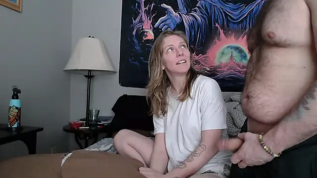 Snapshot of coryandthepeach chatting on 01.31.25 coryandthepeach online show from 01.31.25