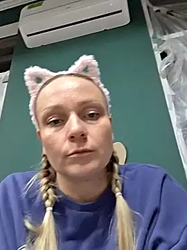 Bondgirl 013 online show from 03.08.26