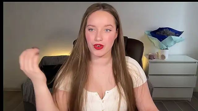 EvaMaddison online show from 03.21.26