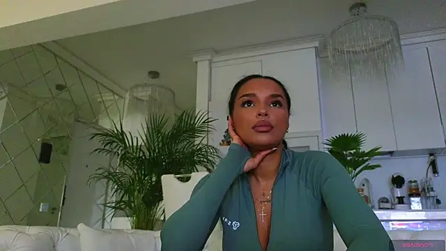 KimiBrown online show from 12.18.25