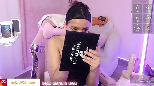 Nami usagi online show from 10.22.25