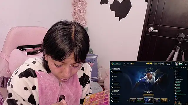 Snapshot of Nami_usagi chatting on 07.10.26 Nami usagi online show from 07.10.26