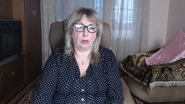 Kallliina online show from 12.22.25