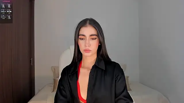 RebeccaBaxter online show from 02.21.25