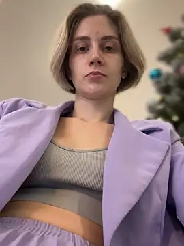 Feral berry 8133 online show from 12.13.24