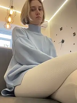 Feral berry 8133 online show from 01.17.25