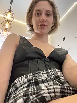 Feral berry 8133 online show from 02.10.25