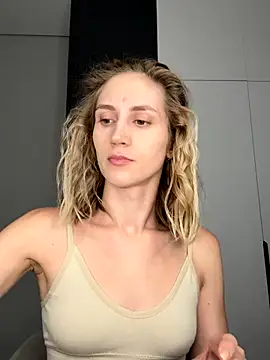 Feral berry 8133 online show from 09.09.25