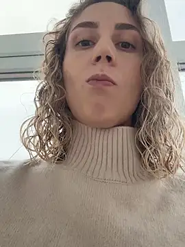 Feral berry 8133 online show from 09.30.25