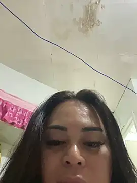 Thalia Cambridge online show from 12.25.24