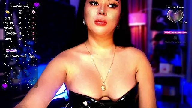 Thalia Cambridge online show from 11.08.25