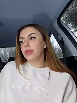 Snapshot of Kalli_Fornia chatting on 12.17.24 Kalli Fornia online show from 12.17.24
