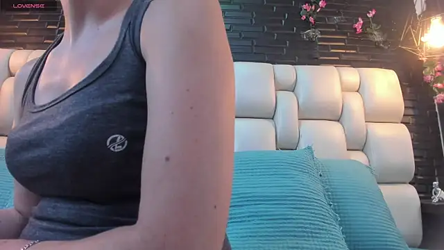 Salo Heaven online show from 04.21.26