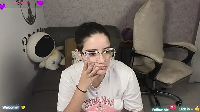 blue  moon  online show from 03.19.25