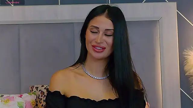 EmyLaveau online show from 11.20.25