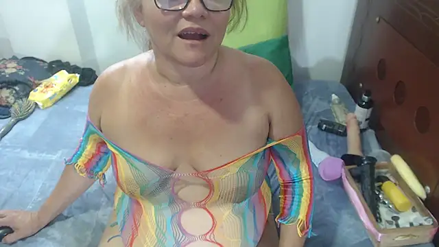 Snapshot of selenax2023 chatting on 12.21.24 selenax2023 online show from 12.21.24